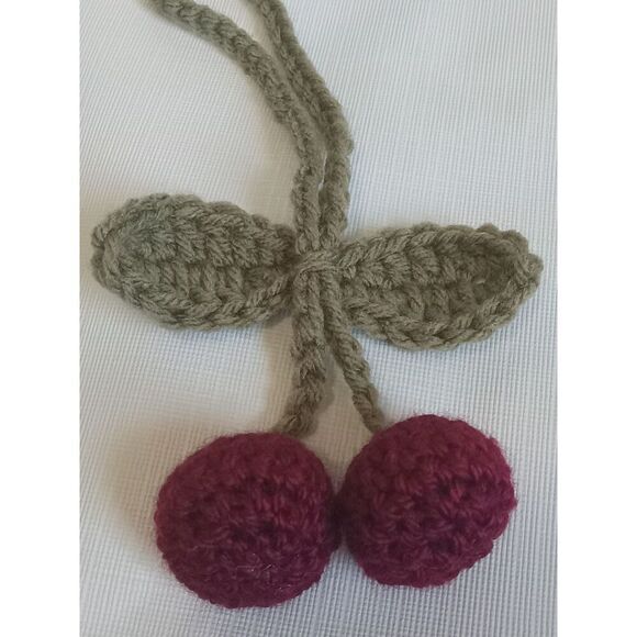 Handmade Acyrlic Crochet Leaf and Cherries Adjustable Hanging Vine Decoration - Picture 8 of 8